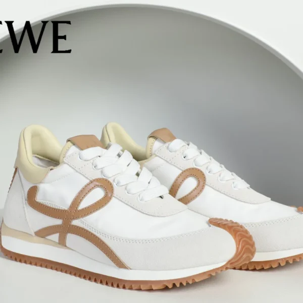 로에베 플로우 러너