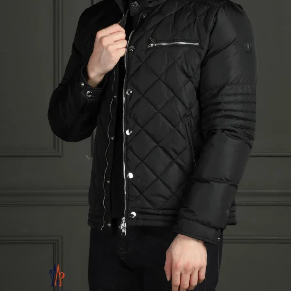 몽클레어 수입고급 VULPIE 쇼트 다운 재킷