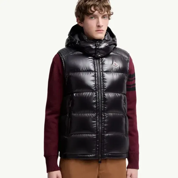 몽클레어 수입 Bormes(보르메스) 후드 다운 베스트 입고💢 #남성상의 #패딩조끼