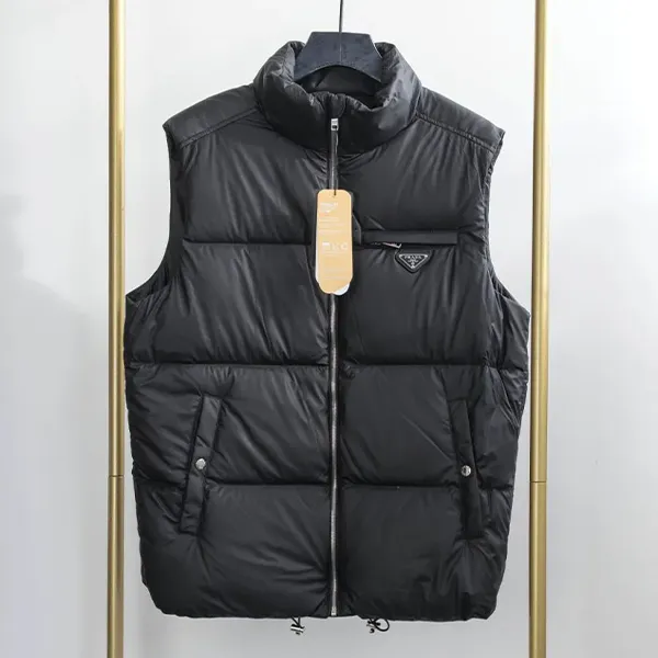 프라다 남성 레더 베스트 조끼 신상입고💢 #상의 #베스트 #12575