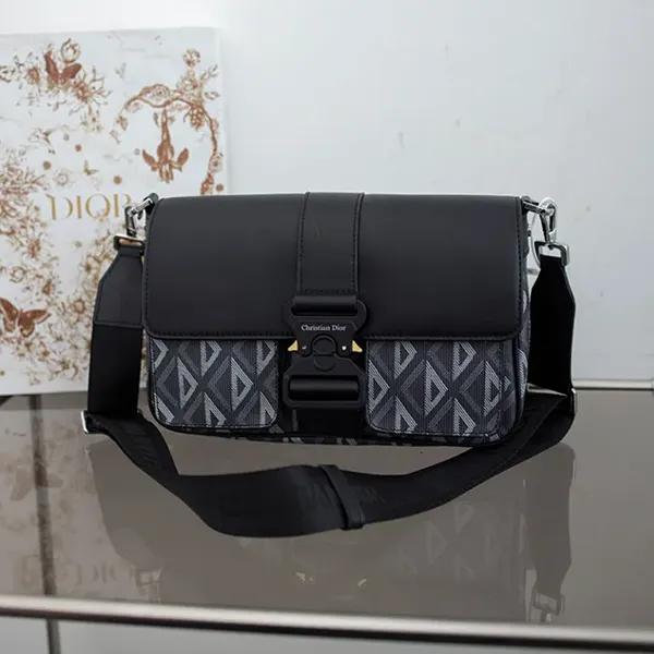 디올 Dior Hit The Road 미니 백 신상입고💢 #가방 #8088