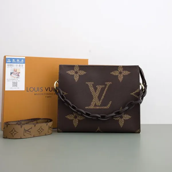 루이비통 모노그램 파우치 크로스 체인백 신상입고💢 #가방 #8787