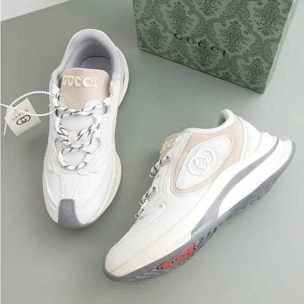 구찌 런 스니커즈 신상입고💢 #신발 #12604