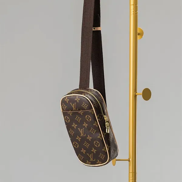 루이비통 겐지 모노그램 크로스백 힙색 수입프리미엄급 신상 입고💢 #태그 #가방 #4847