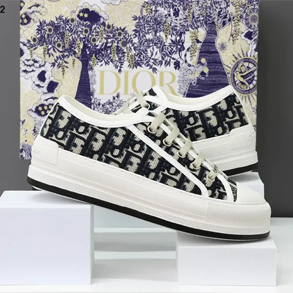 크리스찬 디올 WALK`N`DIOR 플랫폼 스니커즈 수입 🍀#0741