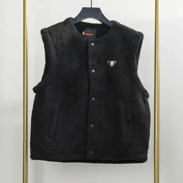 프라다 융기모 뽀글이 버튼 베스트 조끼 신상입고💢 #상의 #베스트 #12561