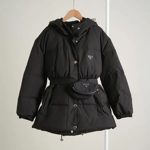 프라다 리나일론 트라이앵글 로고 벨티드 파우치 다운 패딩🔆#19756