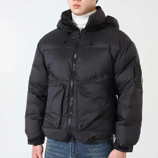 CP컴퍼니 렌즈 피모지 다운 자켓 입고💢 #남성상의 #패딩자켓