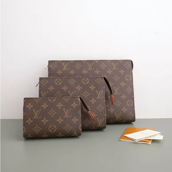 루이비통 트리오 토일렛 모노그램 파우치