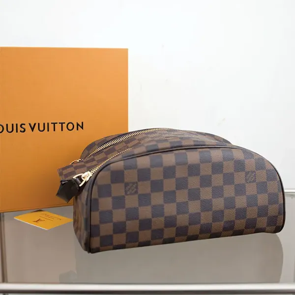 루이비통 돕 키트 토일렛 파우치 / 단가인하 #8102