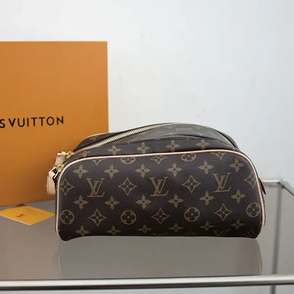 루이비통 돕 키트 토일렛 파우치 / 단가인하 #8101
