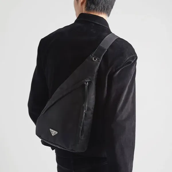 프라다 리나일론 및 가죽 백팩 수입프리미엄급 신상 입고💢#가방 #4928