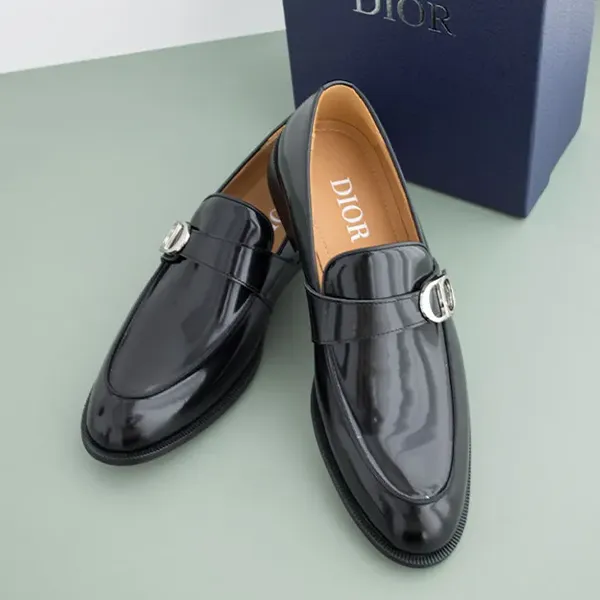 디올 남성 타임리스 로퍼 신상입고💢 #신발 #12288