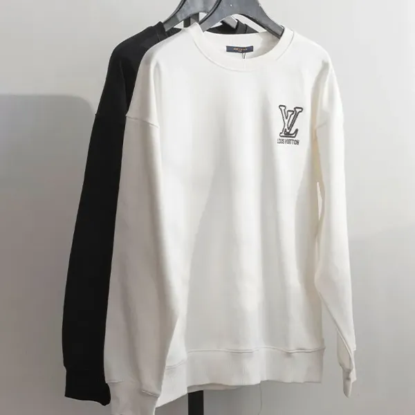 루이비통 모노그램 레터링 맨투맨 신상입고💢 #상의 #티셔츠 #12616