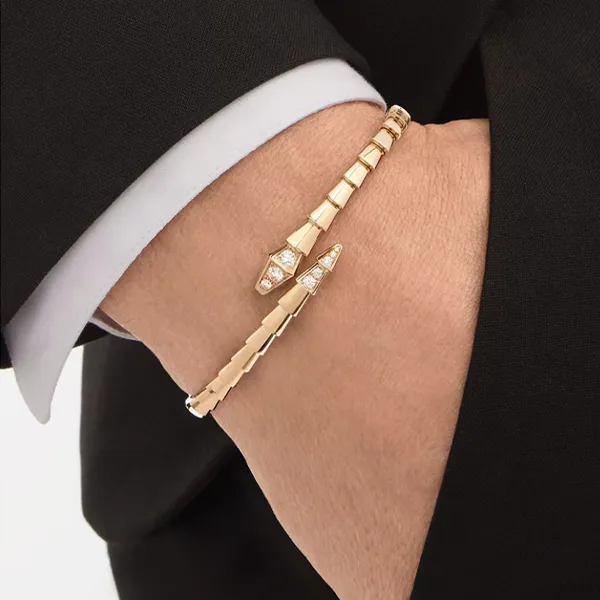 불가리 세르펜티 바이퍼 브레이슬릿 신상입고💢 #팔찌 #12693