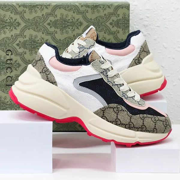 구찌 라이톤 믹스드 미디어 스니커즈 🍀#0686