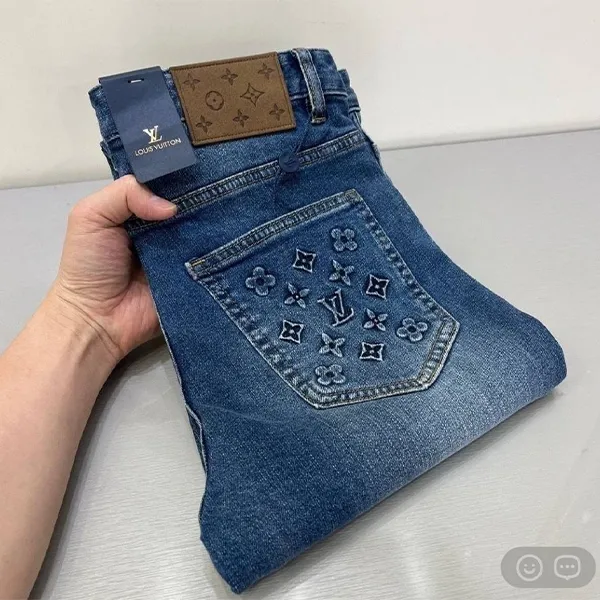 루이비통 모노파츠 진 신상입고