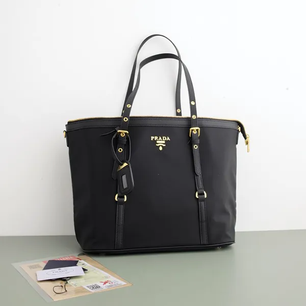 프라다 포코노 블랙 쇼퍼백 신상입고💢 #가방 #10386